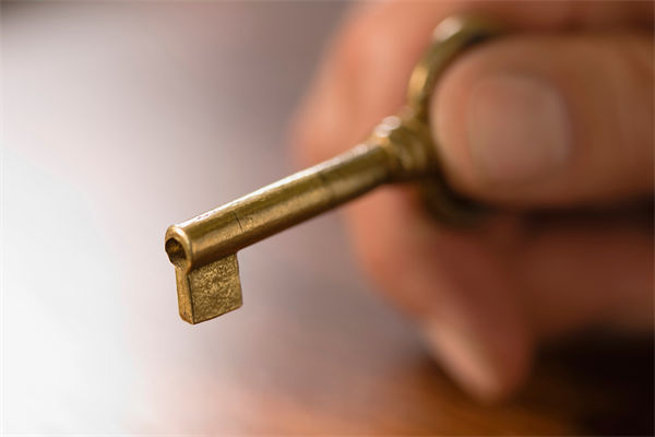 企業(yè)績(jī)效持續(xù)低迷，績(jī)效咨詢?nèi)绾沃?shí)現(xiàn)觸底反彈？