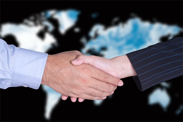 美企業(yè)主：付關(guān)稅也要中國(guó)造，對(duì)關(guān)聯(lián)企業(yè)的啟示